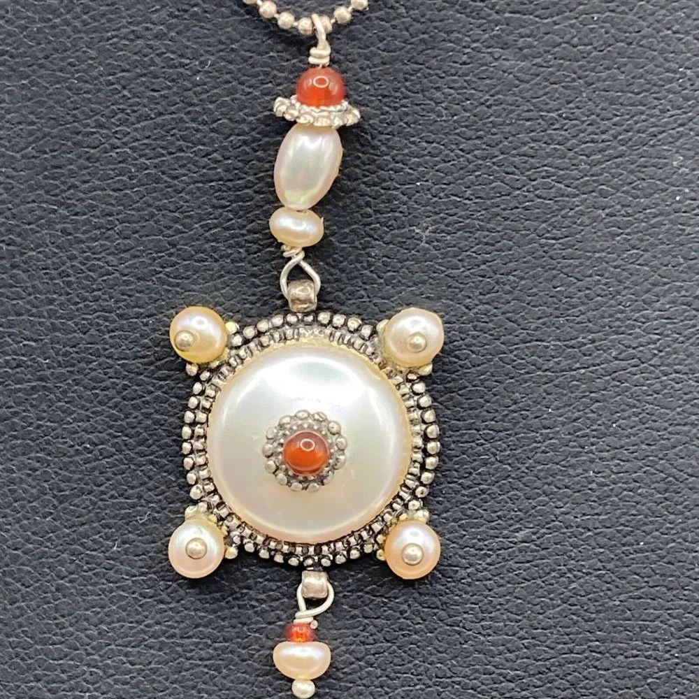 Unique Signed SATELLITE Bead Ball Chain Artisan Pearl Handcrafted 18” Necklace‎